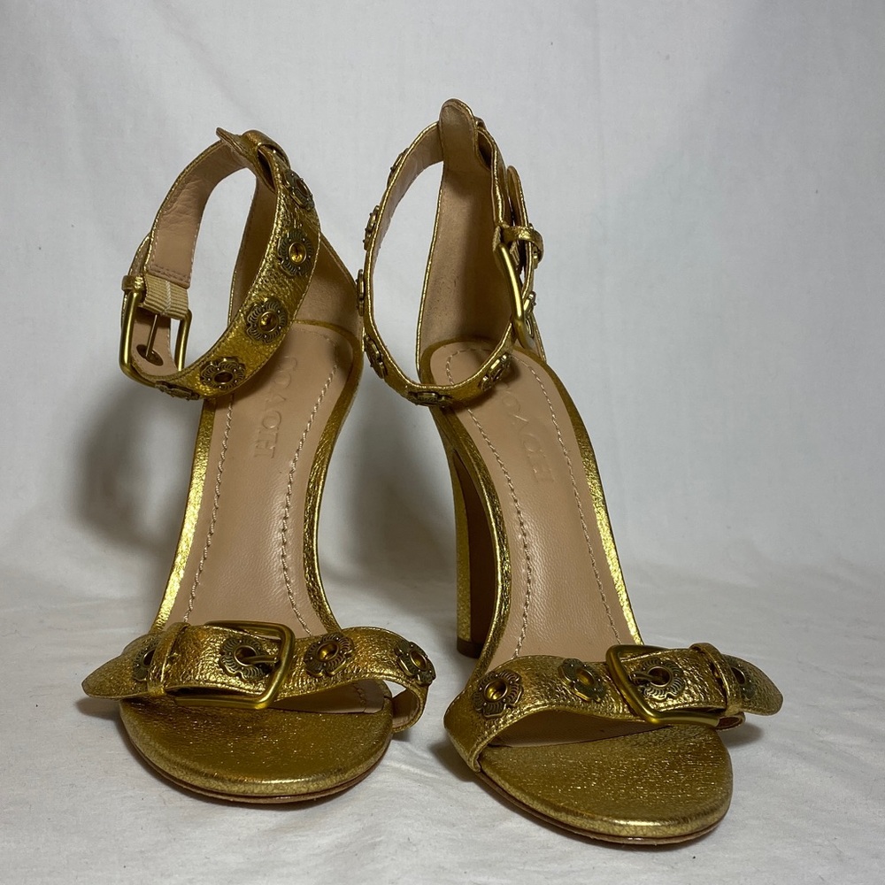 Coach Gold Elizabeth Heels with Tea Rose Eyelets and Ankle Strap Women 6